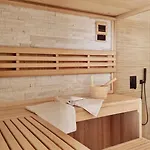 1 别墅 Kožino