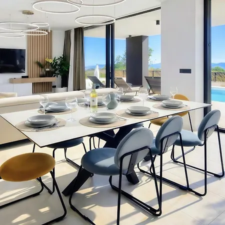 1 Villa Kožino