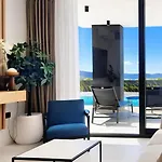 1 Villa